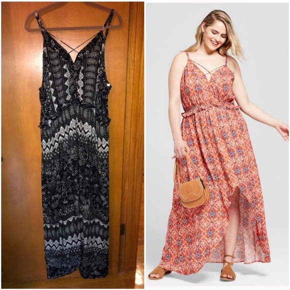 Dresses & Skirts - Black and white, Fun and flirty maxi dress! 3X